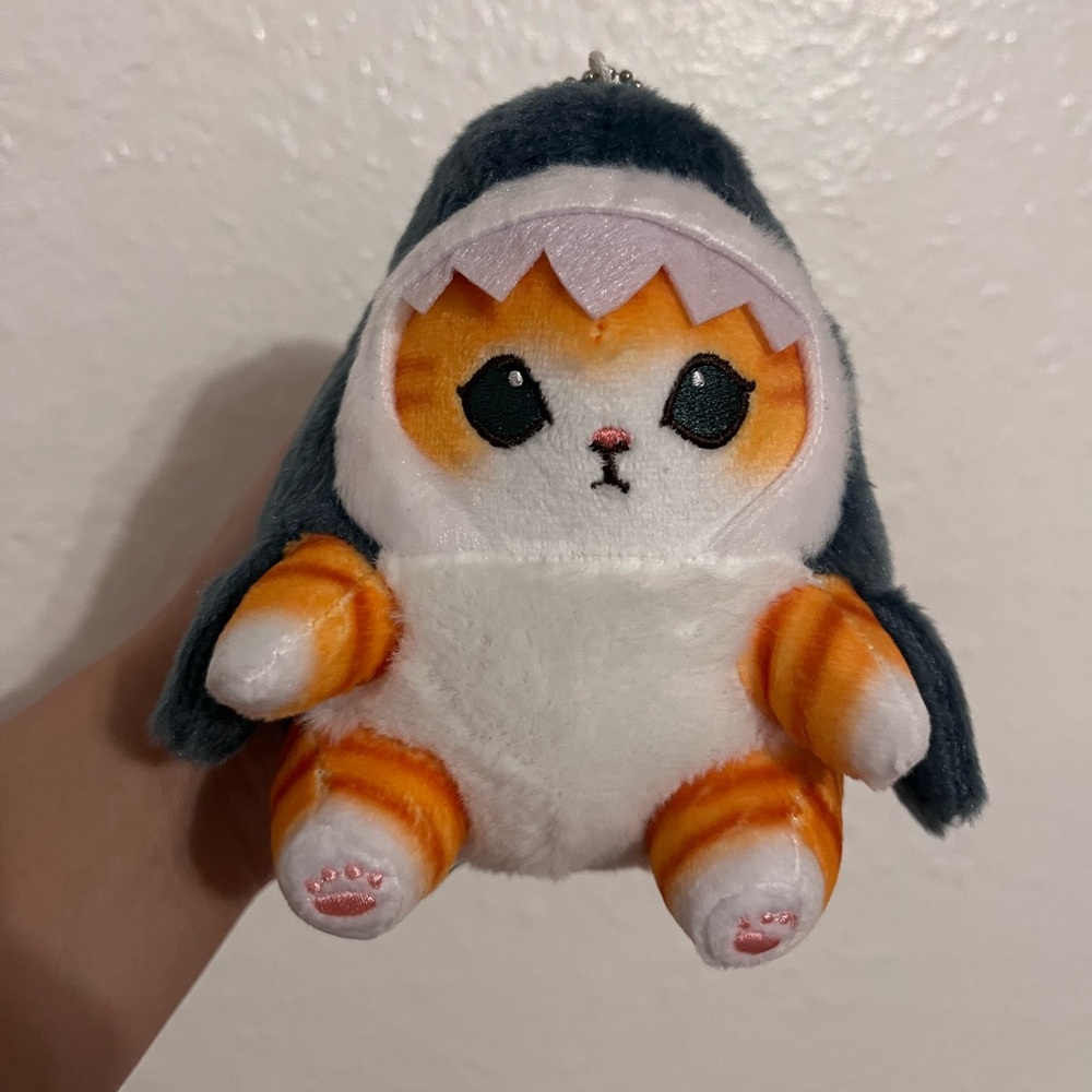 mofusand charm 🦈